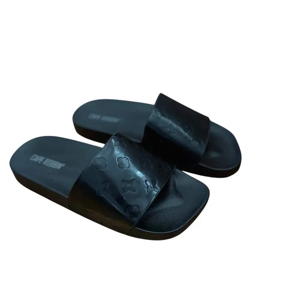 Cape Robbin Black Slide Sandals Women's Size 10 Embossed Floral Slip-On
